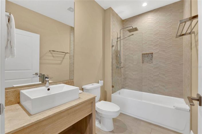 Image No.19-4 Bed Townhouse for sale