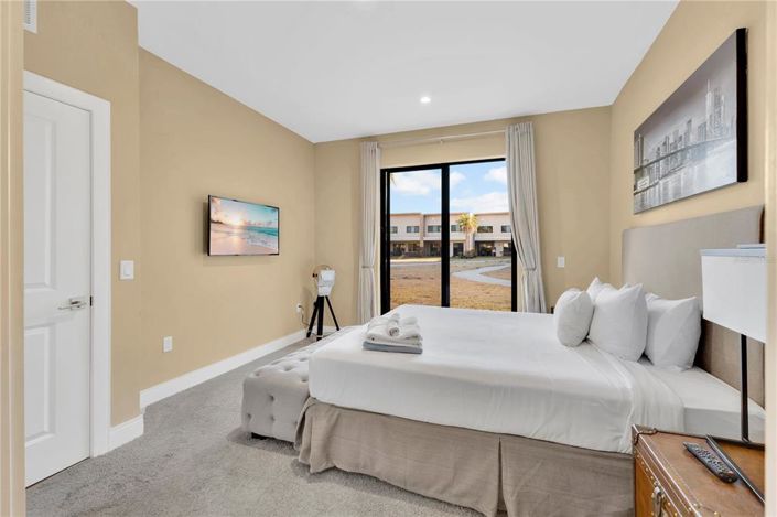 Image No.25-4 Bed Townhouse for sale