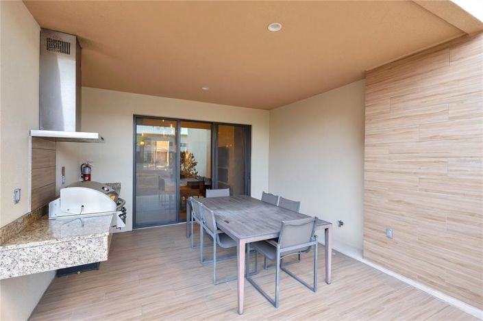 Image No.30-4 Bed Townhouse for sale