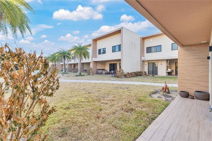 Image No.31-4 Bed Townhouse for sale