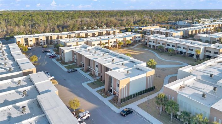 Image No.37-4 Bed Townhouse for sale