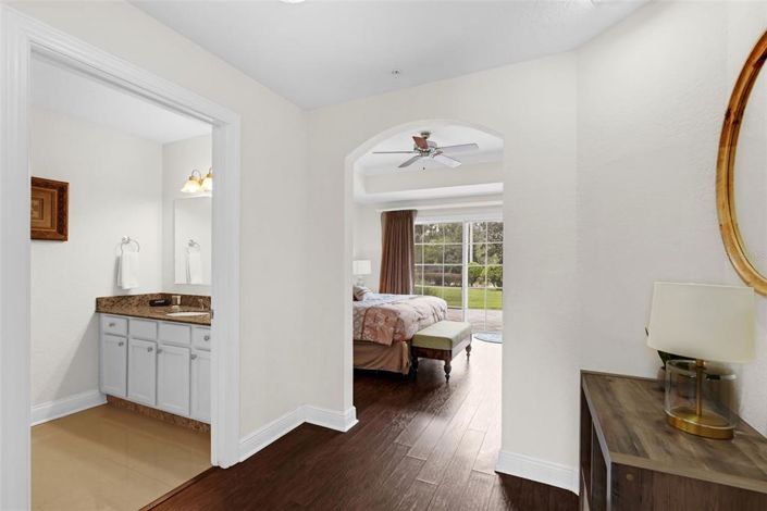 Image No.22-3 Bed Apartment for sale