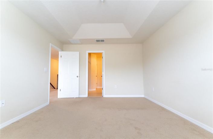 Image No.17-3 Bed Townhouse for sale