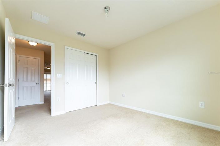 Image No.23-3 Bed Townhouse for sale