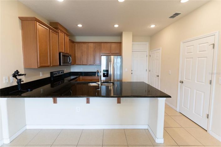 Image No.5-3 Bed Townhouse for sale