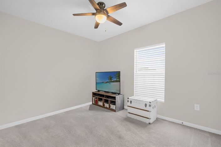 Image No.15-3 Bed House for sale