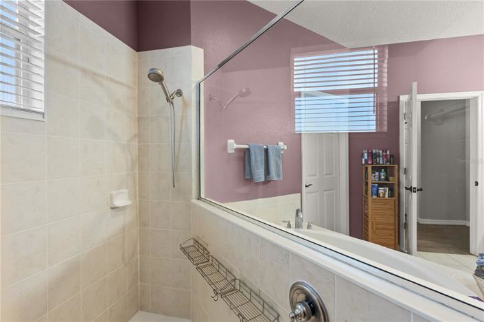 Image No.21-5 Bed House for sale