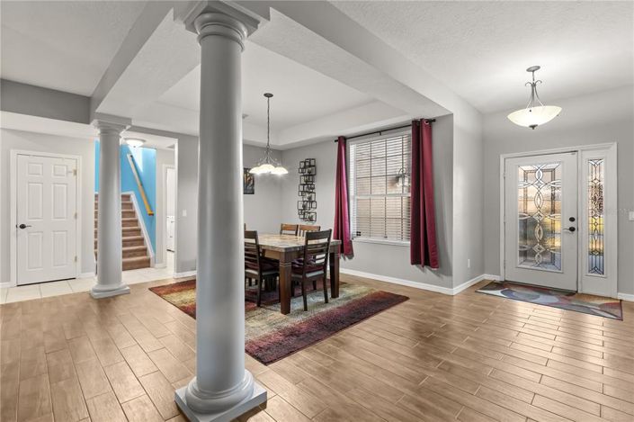 Image No.3-5 Bed House for sale