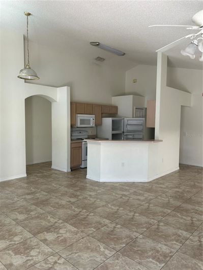 Image No.8-Maison de 4 chambres à vendre à Saint John