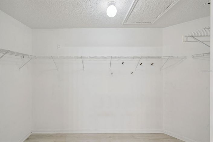 Image No.23-5 Bed House for sale