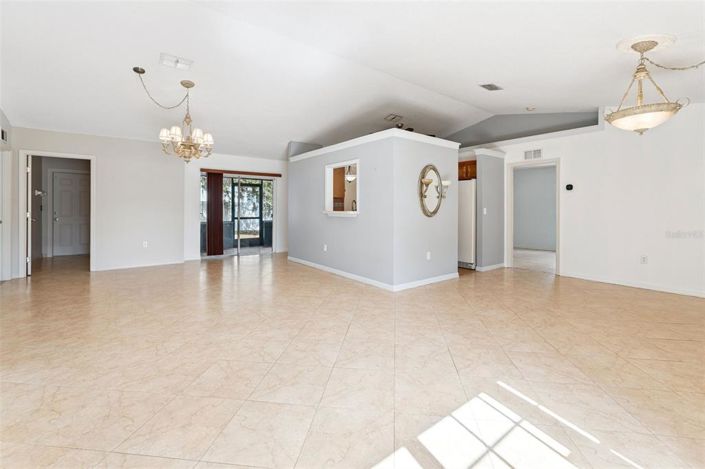 Image No.4-Maison de 4 chambres à vendre à Saint John