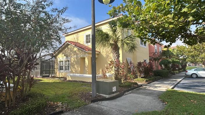 Image No.17-3 Bed Townhouse for sale