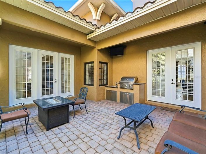 Image No.27-5 Bed House for sale