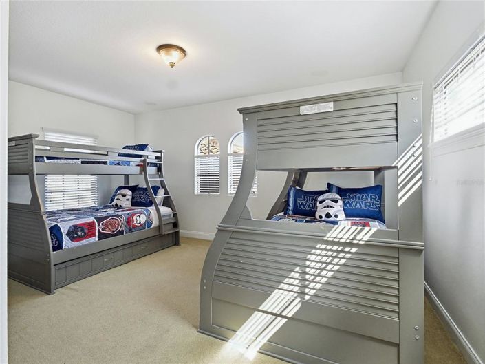 Image No.44-5 Bed House for sale