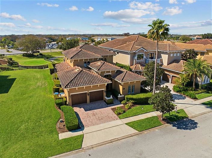 Image No.50-5 Bed House for sale