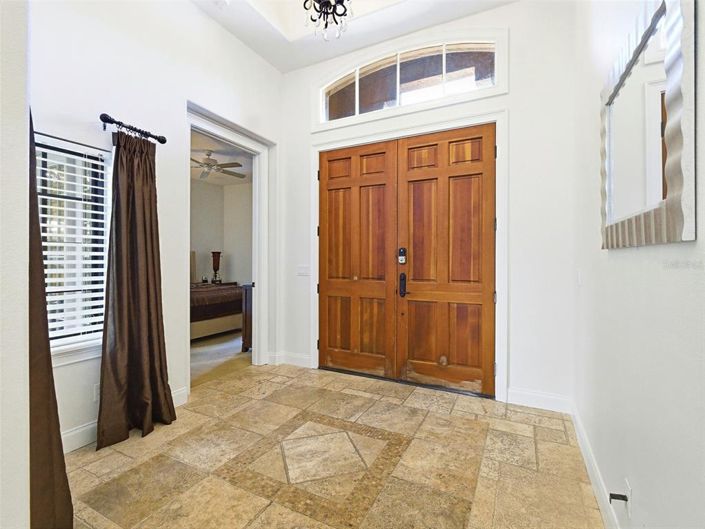 Image No.7-5 Bed House for sale