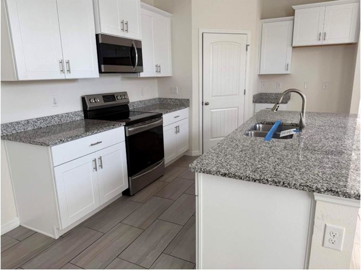 Image No.3-3 Bed House for sale