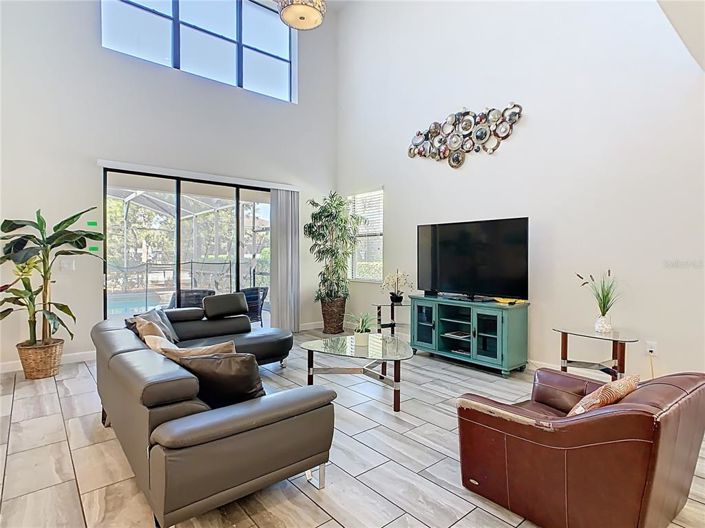 Image No.5-5 Bed House for sale