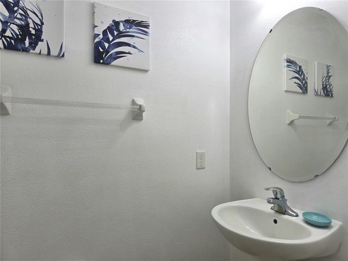 Image No.24-6 Bed House for sale