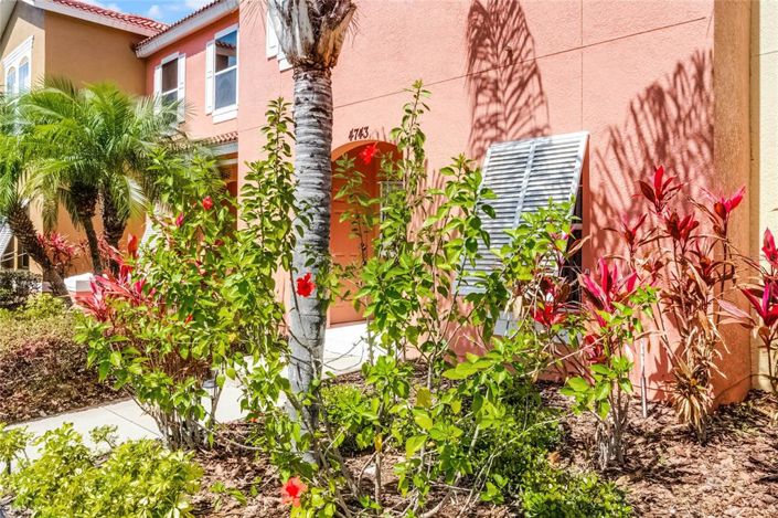 Image No.3-3 Bed Townhouse for sale