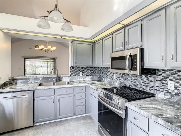 Image No.9-2 Bed House for sale