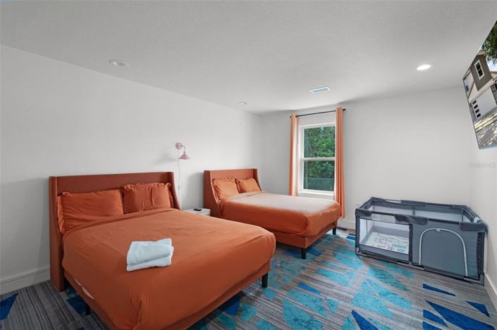 Image No.19-4 Bed House for sale