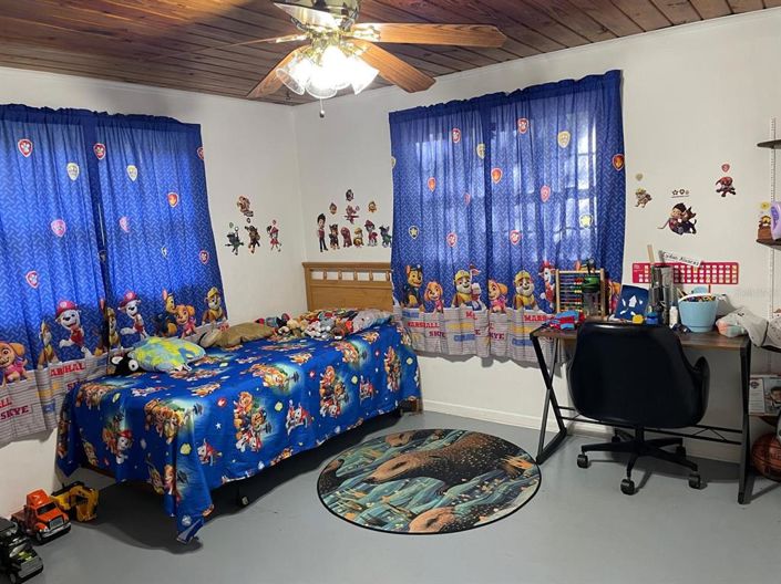 Image No.13-4 Bed House for sale