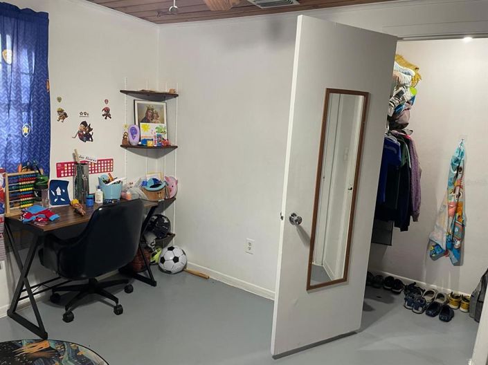 Image No.14-4 Bed House for sale