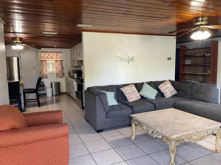 Image No.7-4 Bed House for sale