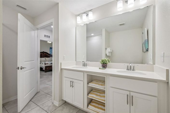 Image No.23-2 Bed Apartment for sale