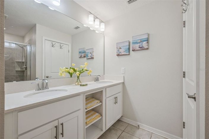 Image No.24-2 Bed Apartment for sale