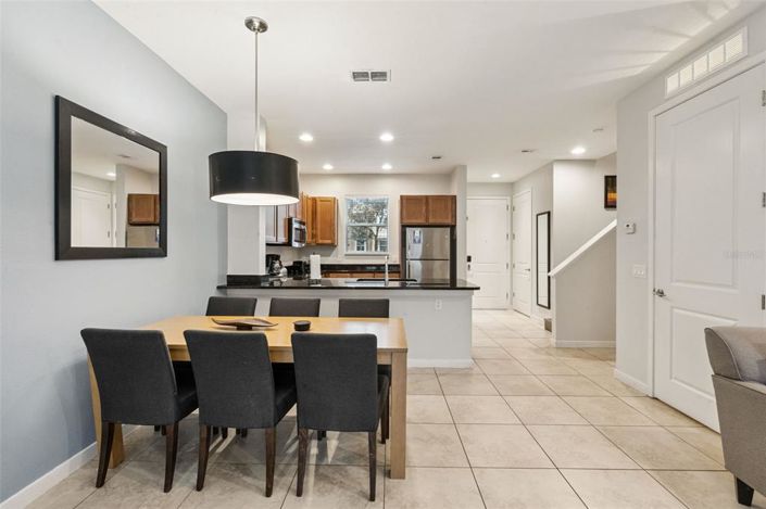 Image No.11-2 Bed Townhouse for sale