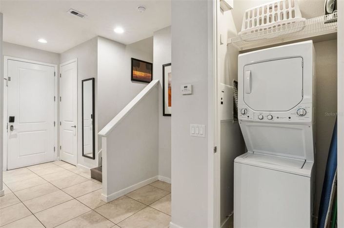 Image No.17-2 Bed Townhouse for sale