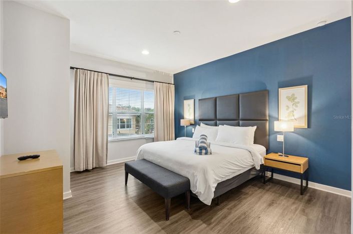 Image No.18-2 Bed Townhouse for sale