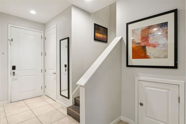 Image No.5-2 Bed Townhouse for sale