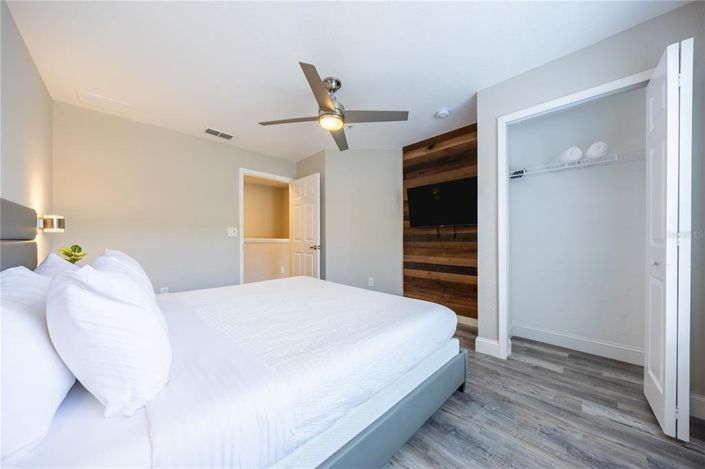 Image No.12-3 Bed Townhouse for sale