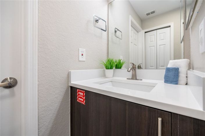 Image No.17-3 Bed Townhouse for sale