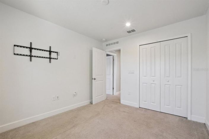 Image No.22-3 Bed Townhouse for sale