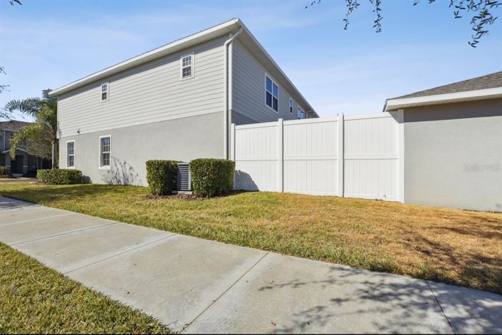 Image No.4-3 Bed Townhouse for sale