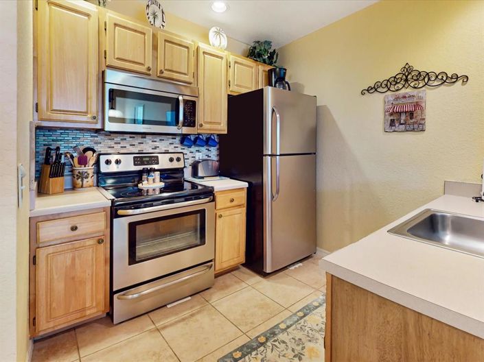 Image No.10-3 Bed Apartment for sale