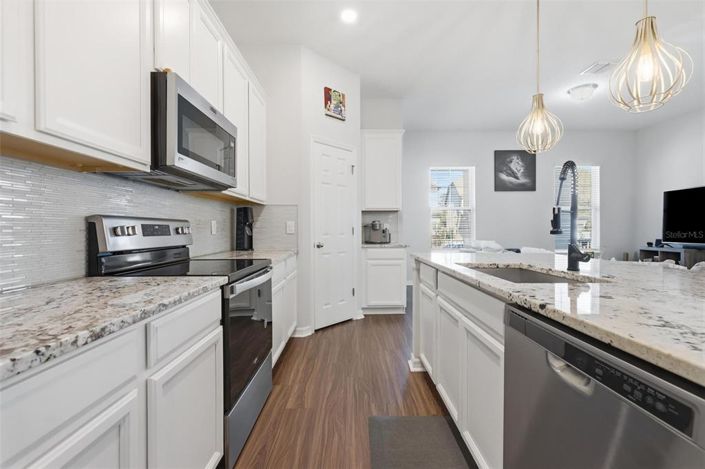 Image No.12-3 Bed House for sale