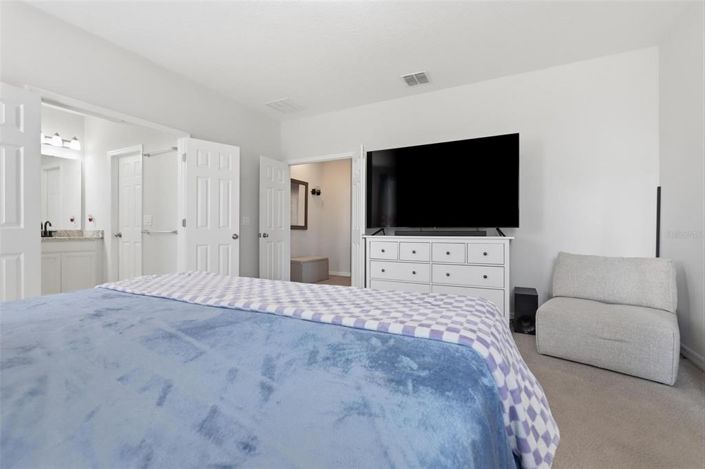 Image No.17-3 Bed House for sale