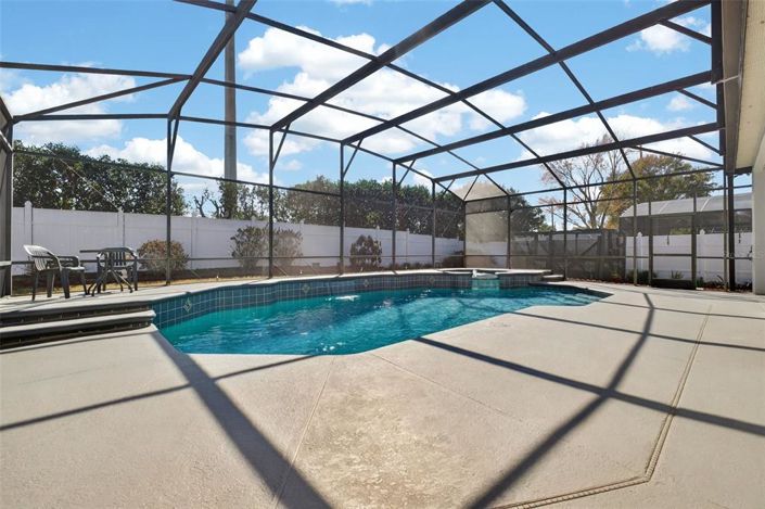 Image No.19-3 Bed House for sale