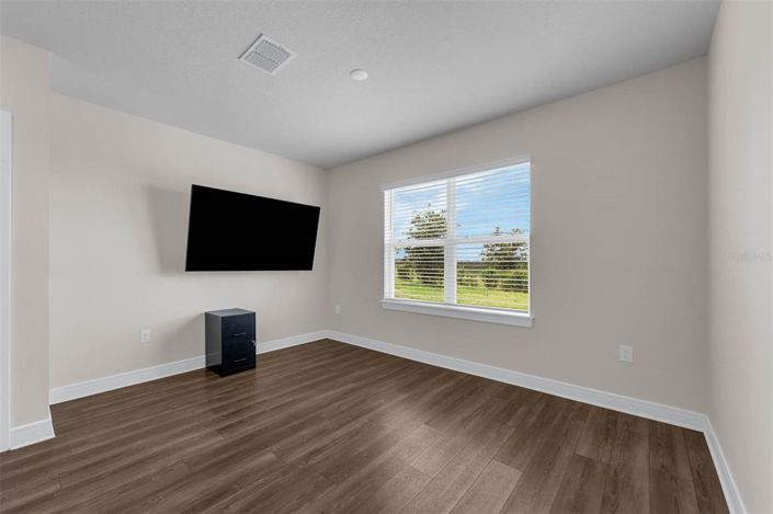 Image No.6-Maison de 5 chambres à vendre à Saint John