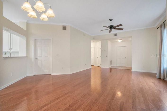 Image No.8-Maison de ville de 2 chambres à vendre à Saint John