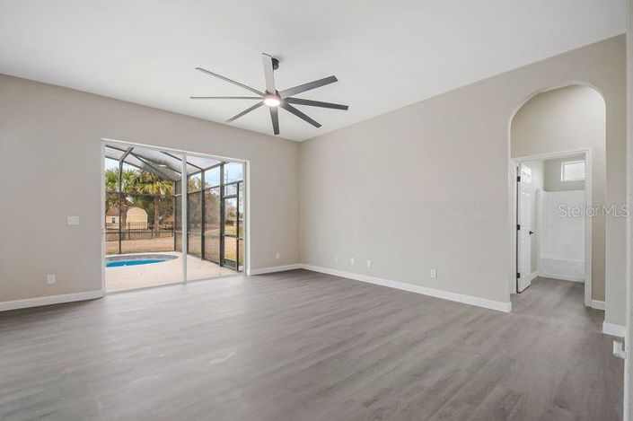 Image No.14-4 Bed House for sale