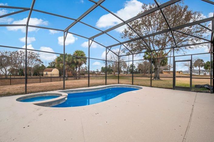 Image No.27-4 Bed House for sale