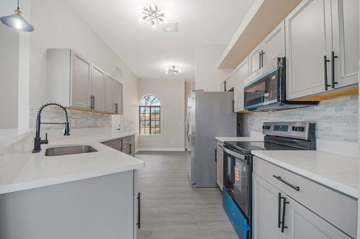 Image No.5-4 Bed House for sale