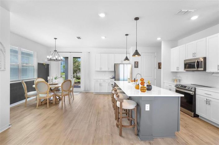 Image No.8-3 Bed House for sale