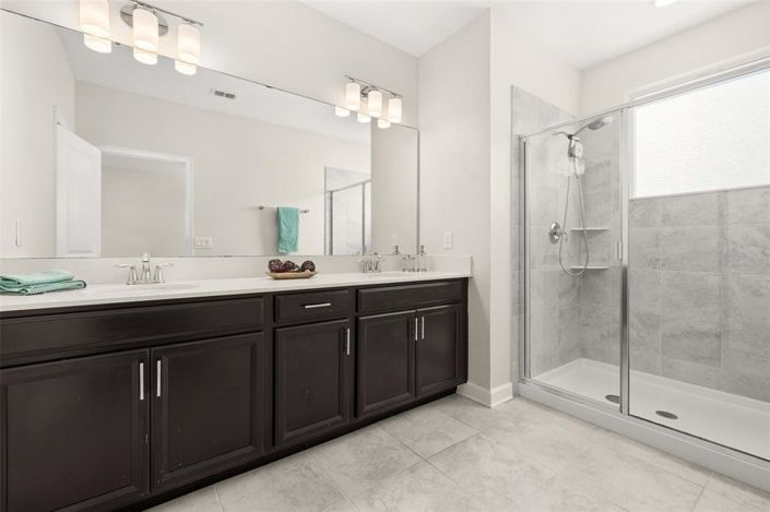 Image No.12-Maison de ville de 3 chambres à vendre à Saint John